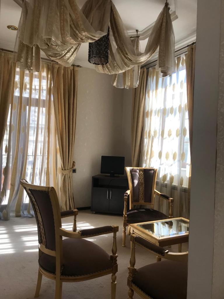 Villa Petrolea Hotel Baku Exterior foto